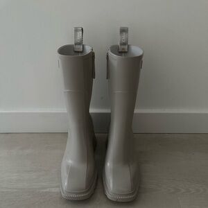 Chloe Betty Rain Boots in Biege